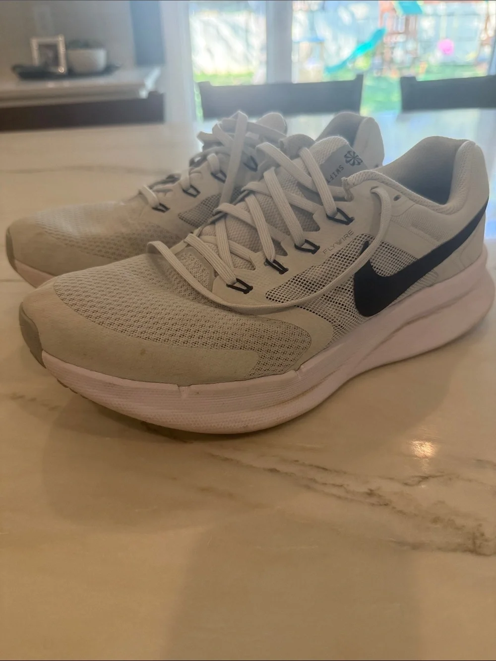 Nike men's swift 3 - Light Gray and Black Mesh Running Sneakers